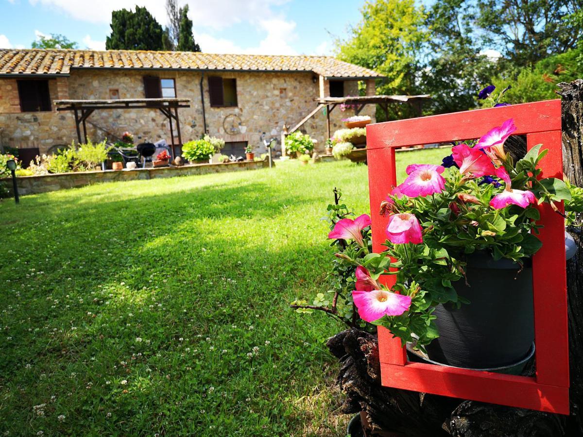 Agriturismo Grecinella กาโซเล เดลซา ภายนอก รูปภาพ
